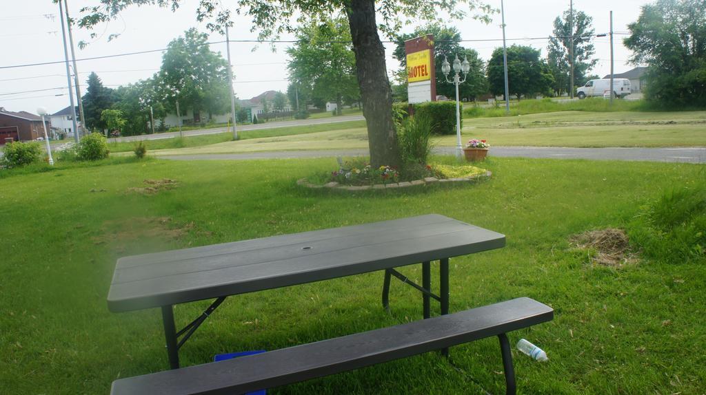 Welcome Traveller Motel Kingston Esterno foto